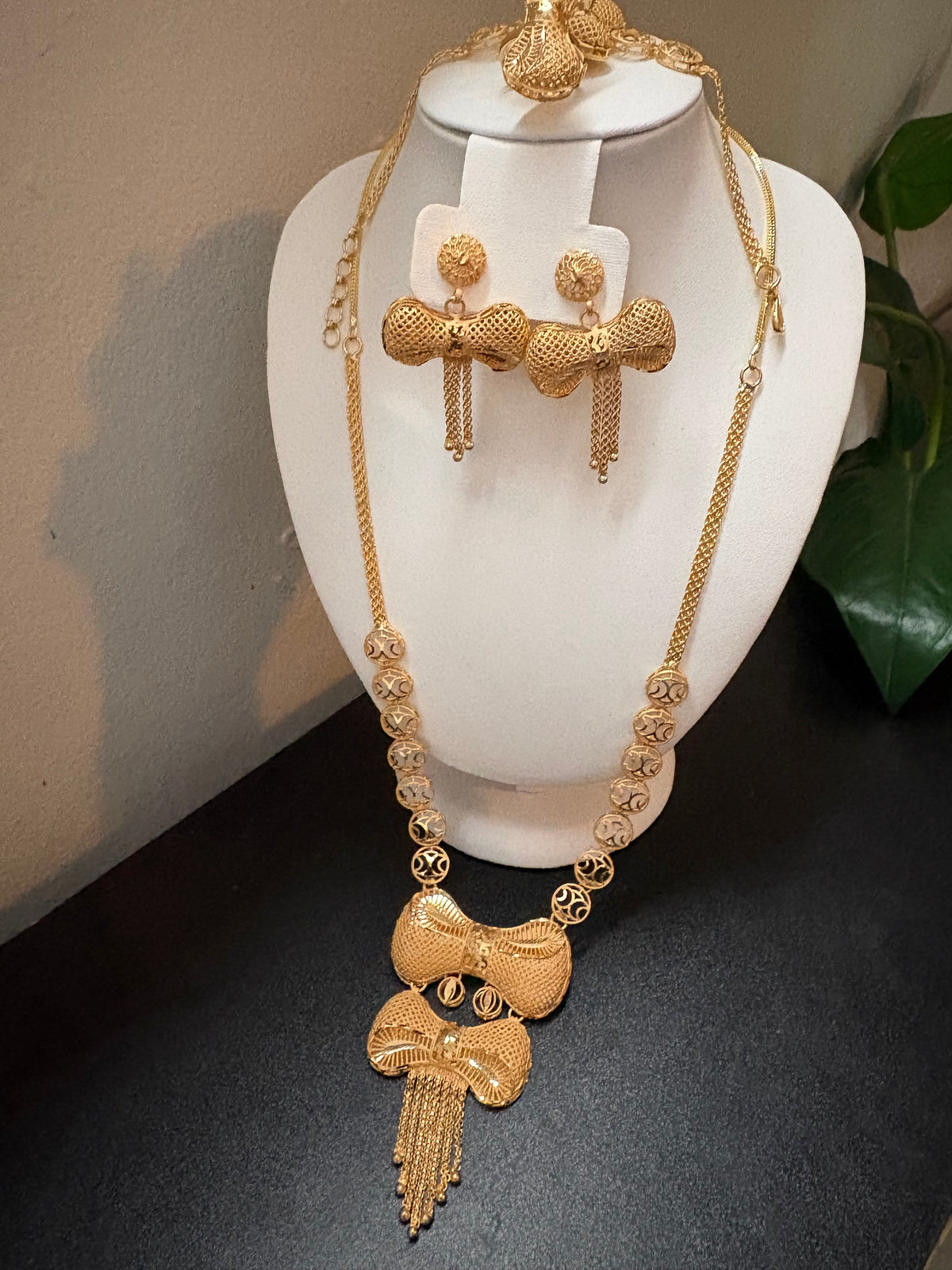 4 pc Bowtie Jewelry Set